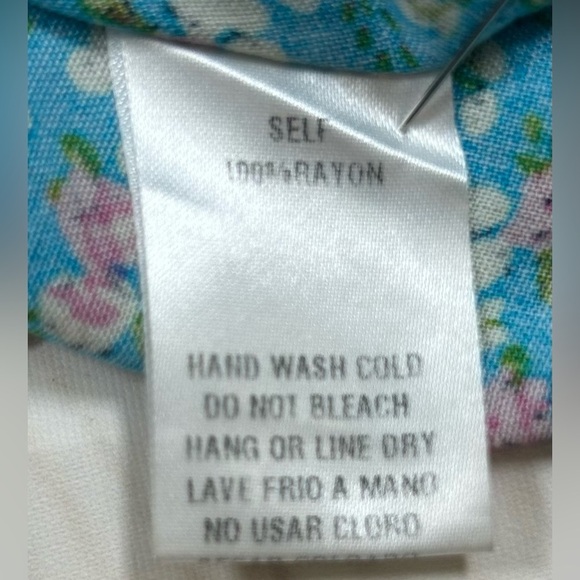 Easel Blue/Pink Floral Blouse Long Sleeve. Size Medium. Crochet. Garden Girl - Picture 4 of 8